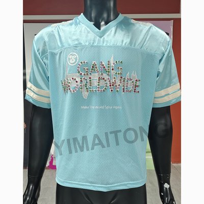 comprar Camiseta de malla satinada con remaches y pedrería recortada y holgada para hombre, estilo streetwear, retro americano, transpirable, de fútbol online manufacture